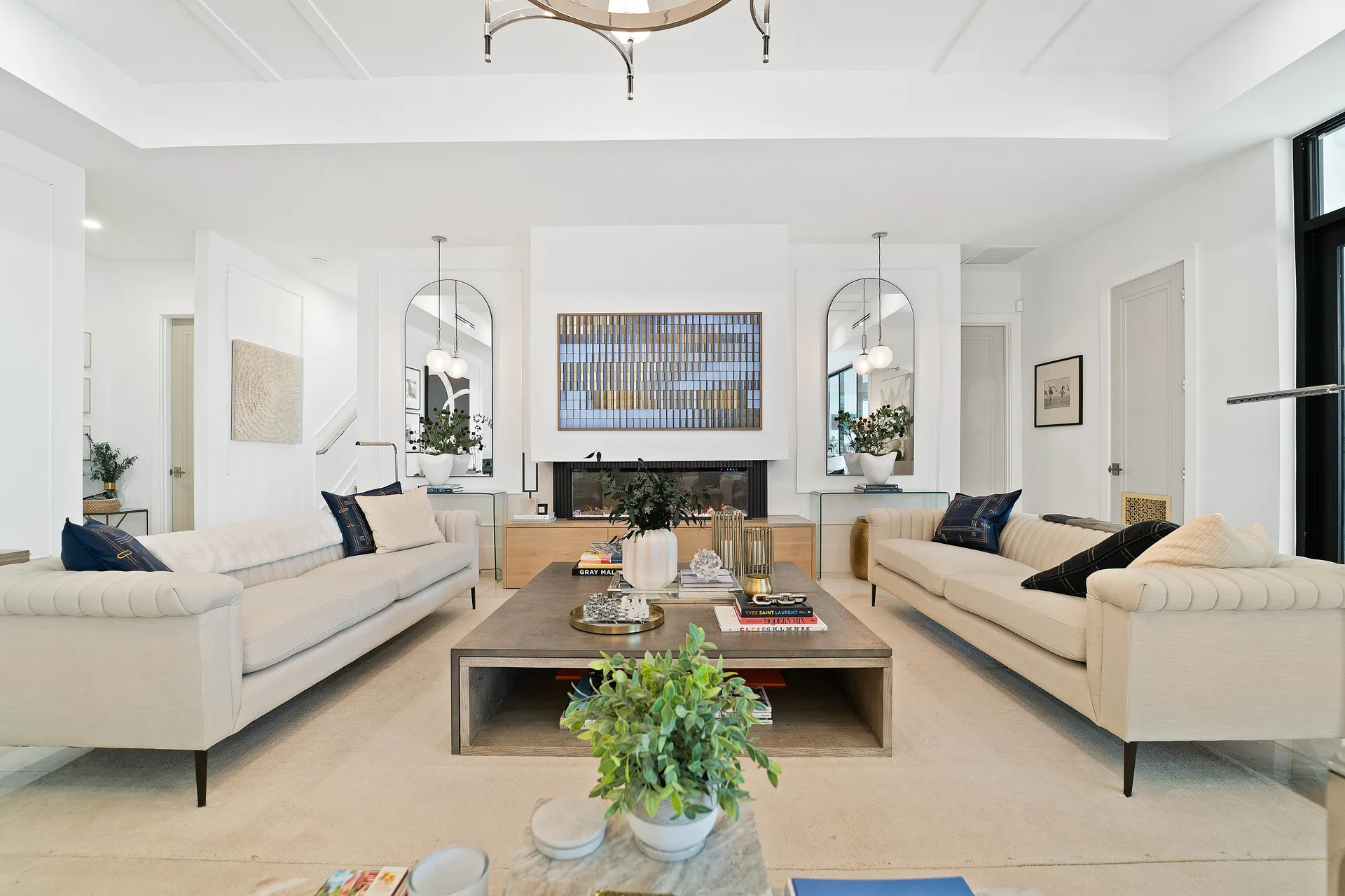 Photo immobilière d'un salon lumineux